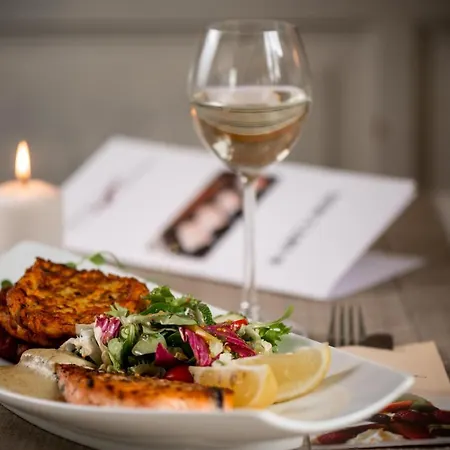 Hotel I Restauracja Pod Orłem Kartuzy