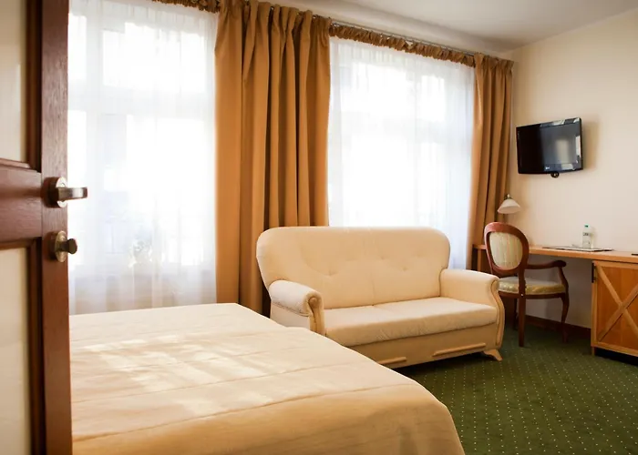 I Restauracja Pod Orłem 3* Kartuzy