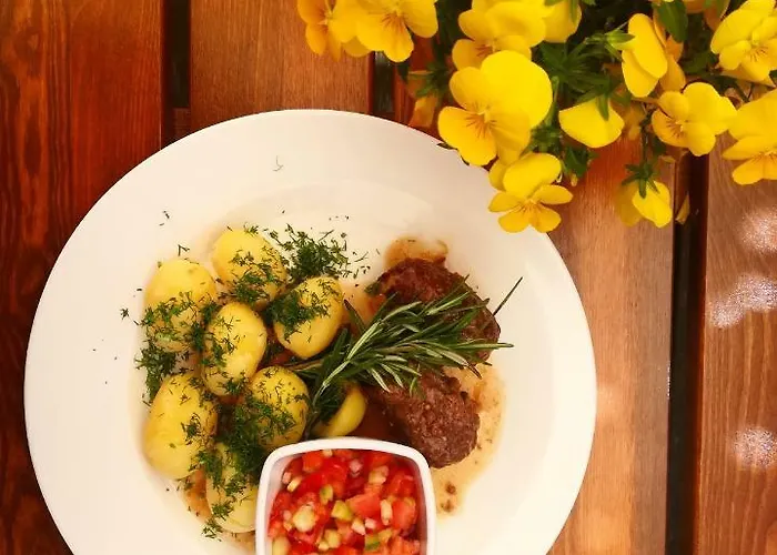 فندق I Restauracja 